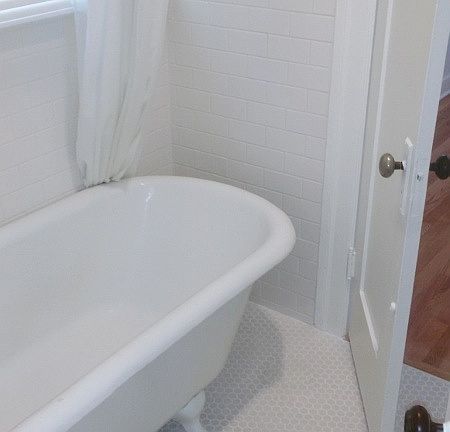 3rd image of 449 S Hudson Ave
