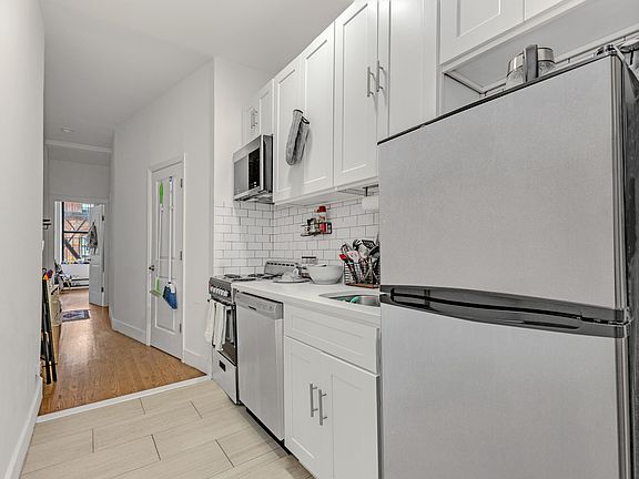 2nd image of 310 E 93rd St APT 4E