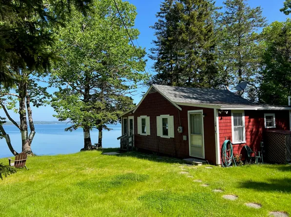 24 Clam Cove Lane, Brooklin, ME 04616