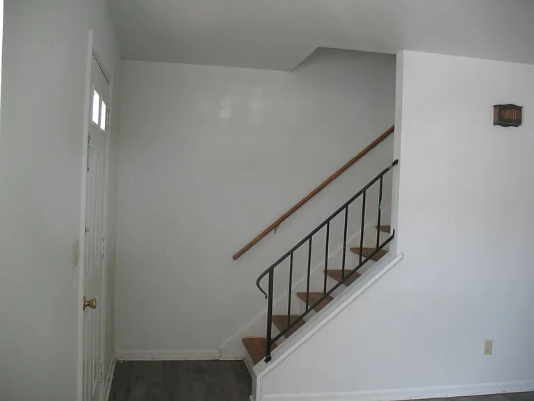 270 Albert Ct — Photo 11