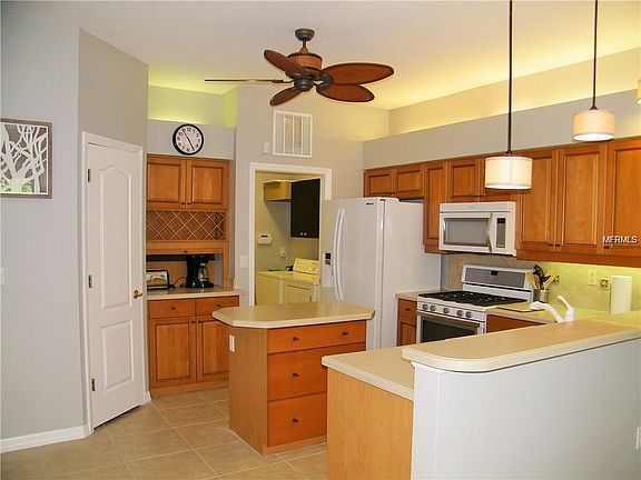 3rd image of 4918 Sabal Lake Cir