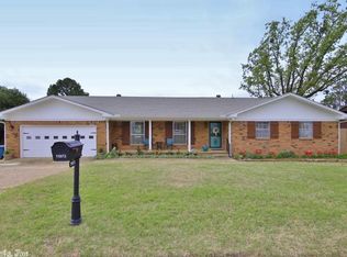 11973 Rivercrest Dr, Little Rock, AR 72212