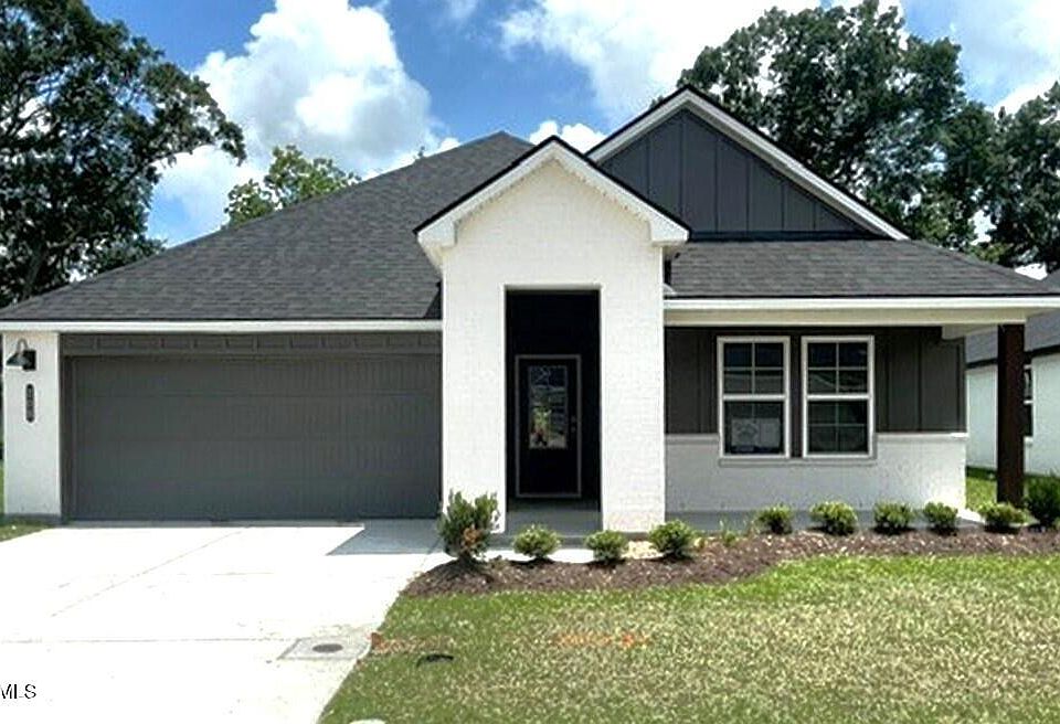 1st image of 208 Cypress Falls Dr