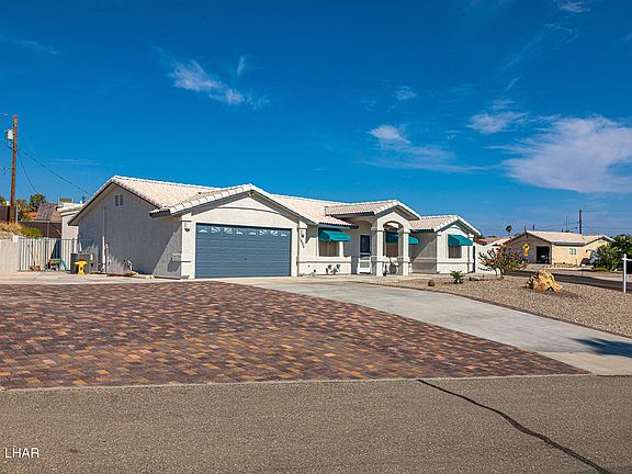5th image of 1000 Desert Cove Dr