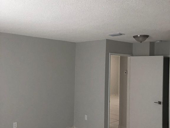 4th image of 1164 NW 125th Pl Fl 2nd