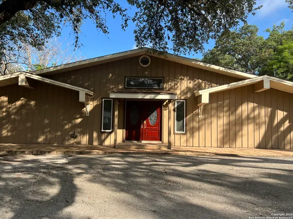 7019 W BEVERLY MAE DR, San Antonio, TX 78229
