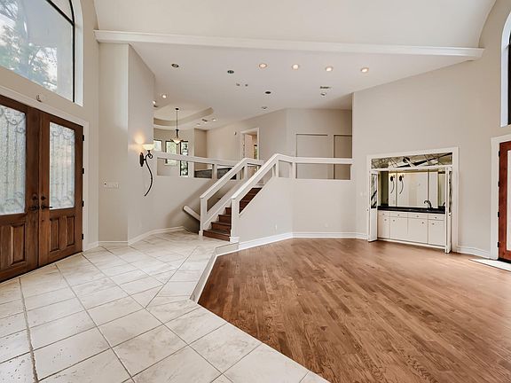 5th image of 3 Hillside View Pl