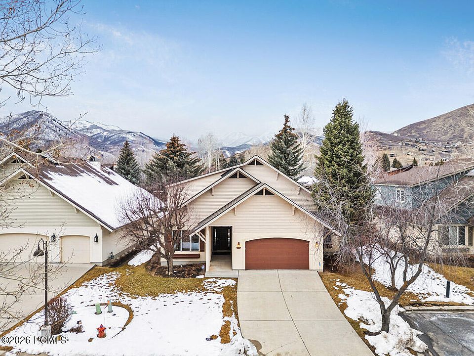 1st image of 5 E Village Cir