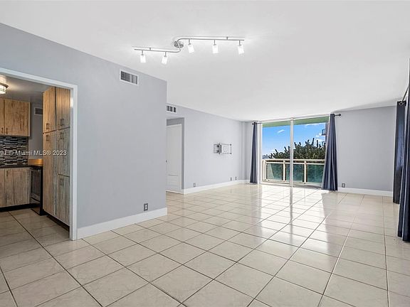 2nd image of 3301 NE 5th Ave APT 504