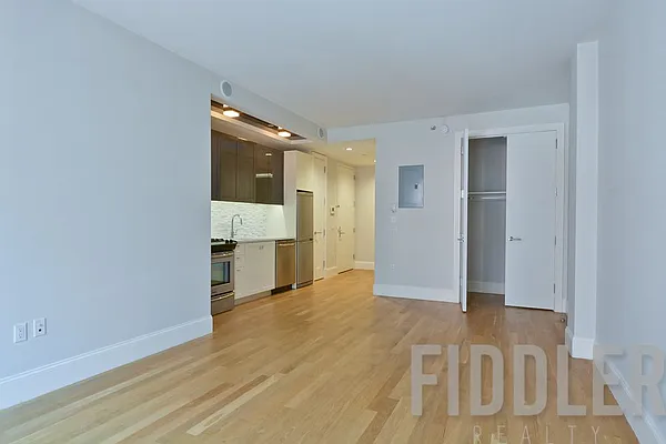 Rented by Fiddler Realty | media 40