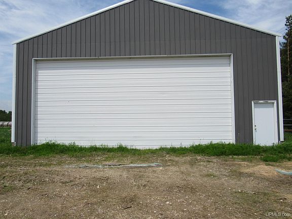 2nd image of 20864 S Mackinac Trl