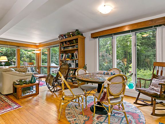 BillP-8 High Rd [Main House]-05.JPG