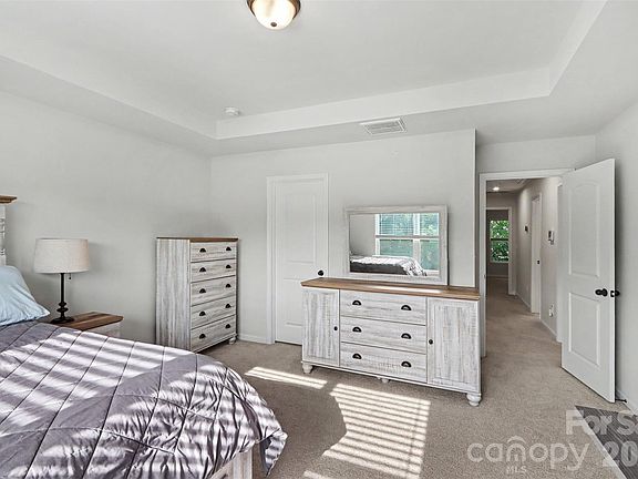4th image of 16704 Summers Walk Blvd #27