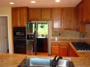 4th image of 580 Buttonwood Dr