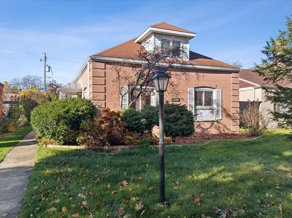 7318 N Keystone Ave, Lincolnwood, IL 60712