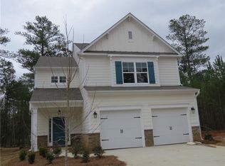 1036 Shadow Glen Dr, Fairburn, GA 30213