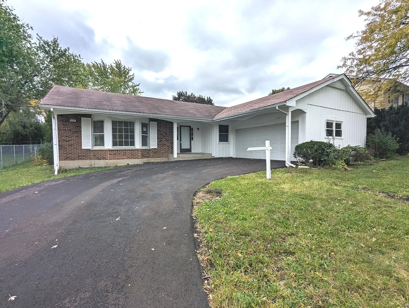 4233 176th Pl photo 1