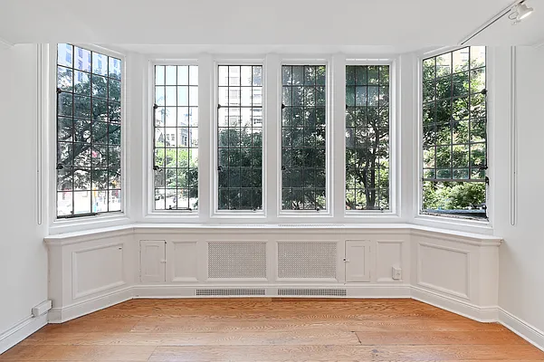 Rented by Oxford Property Group | media 19