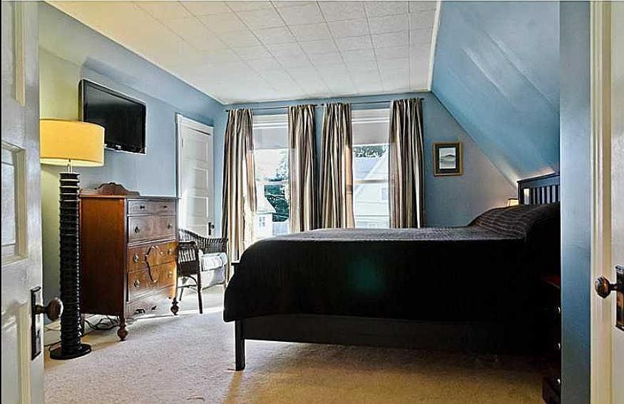 2nd image of 11 Mayfield St