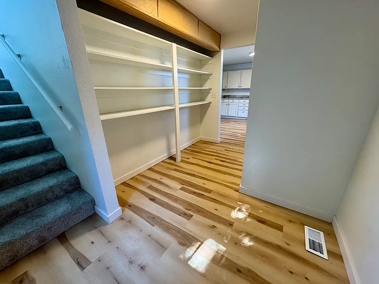 1094 NE Conifer Blvd #4 — Photo 16