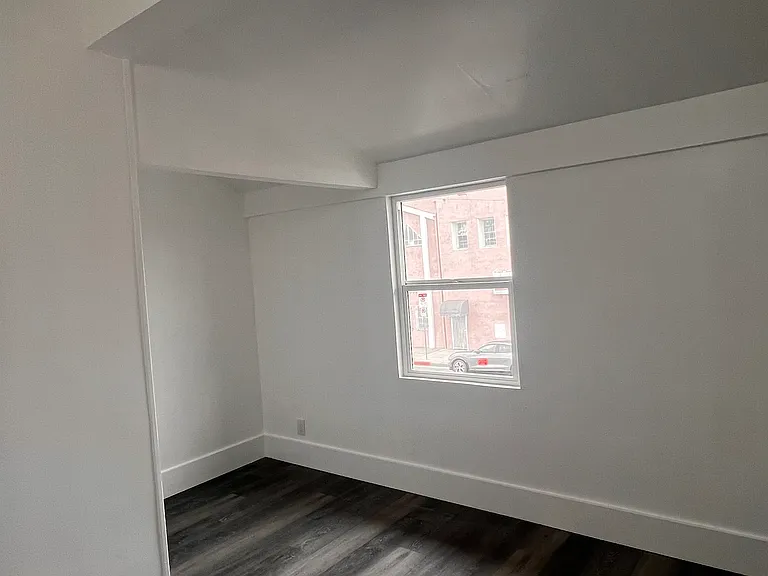 1907 W 48th St #1907 — Photo 8