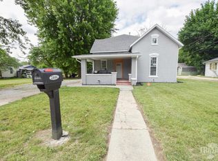 2406 E 16th St, Muncie, IN 47302