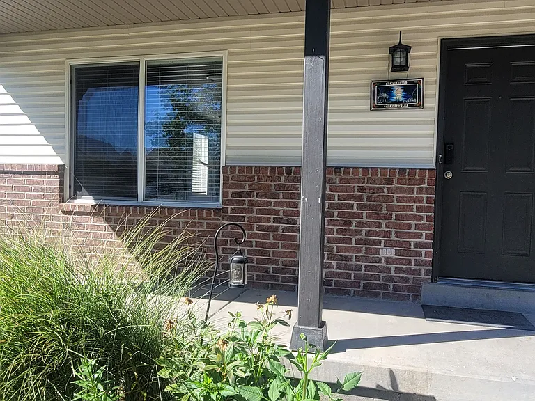 446 S Spanish Fields Dr — Photo 2