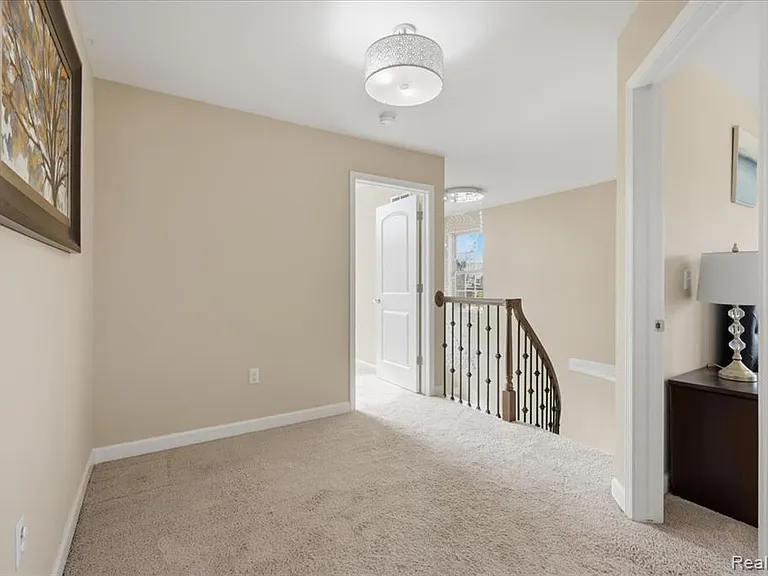 4810 E Stonegate Cir — Photo 33