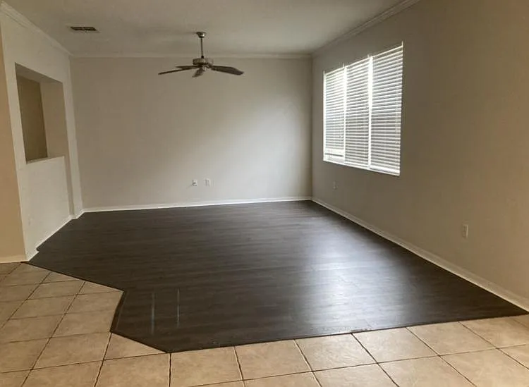 2627 Lyndscape St — Photo 4