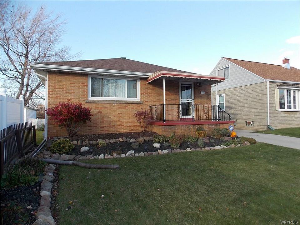 1st image of 119 Waverly Ave