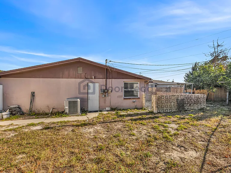 5108 Sandalwood Dr — Photo 33