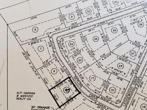 Skyline Dr, Archbald, PA 18403