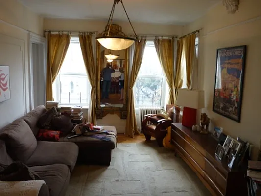 Rented by Garfield Realty  | media 49