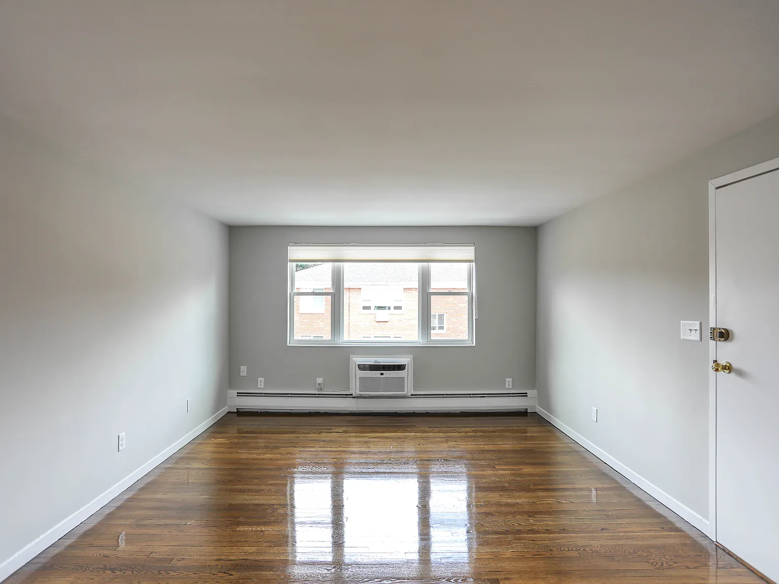 2 bed, 782 sqft, $2,650 — Photo 3