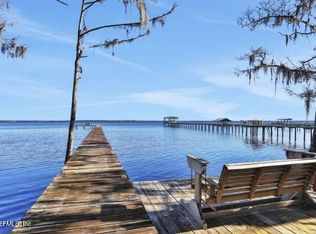 6589 Seldom Rest Rd, Green Cove Springs, FL 32043
