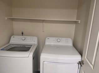 8455 W Sahara Ave APT 224, Spring Valley, NV 89117