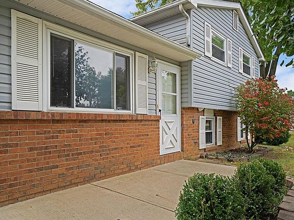 4th image of 3552 Malabar St