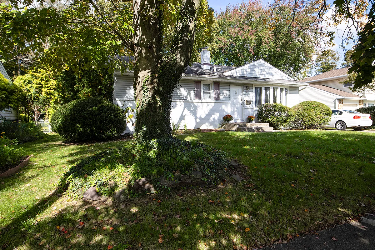 4 bed, 1692 sqft, $2,750 — Photo 2
