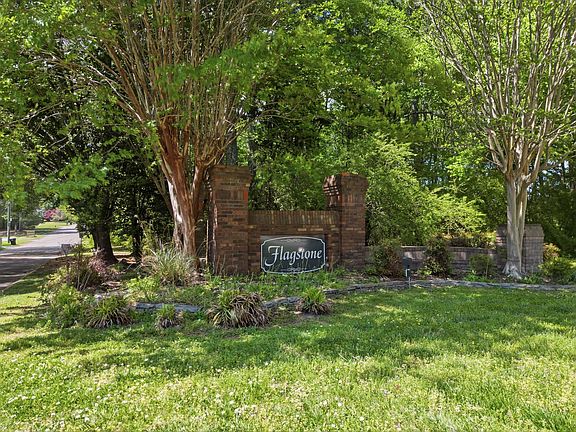 2nd image of 7298 Flagridge Dr