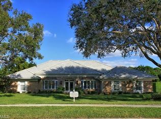 6580 Ridgewood Dr, Naples, FL 34108