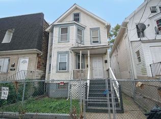 139 Eaton Pl, Staten Island, NY