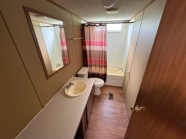 3640 Katherine Dr — Photo 13