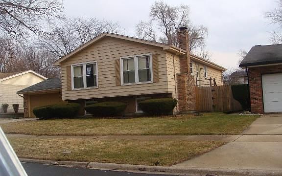 4th image of 4321 Oakwood Ln