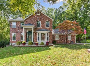 13118 Parkland Woods Ct, Maryland Heights, MO 63043