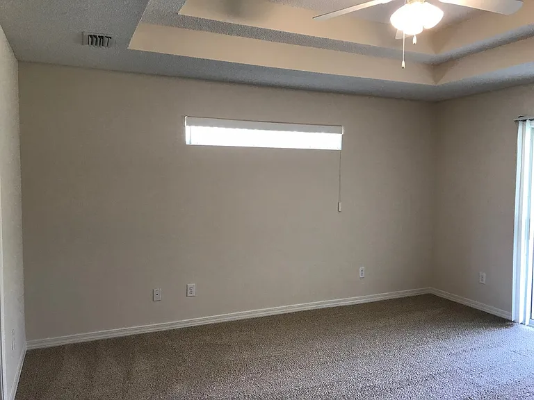 2642 Hidden Creek Dr — Photo 31