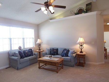 3rd image of 6184 Buchanan Dr