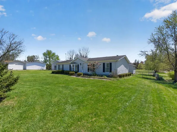 10981 Wamplers Lake Rd, Brooklyn, MI 49230