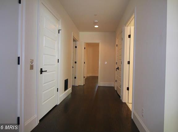 4th image of 135 Monticello Ave