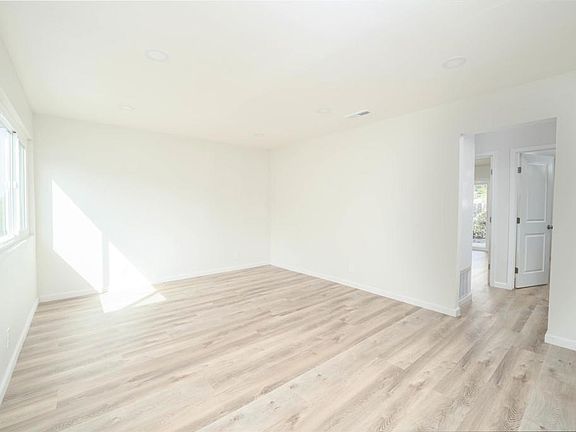 4th image of 3510 De Leone Rd