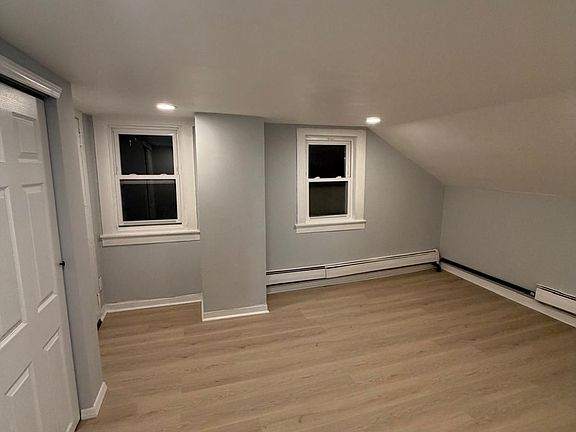 3rd image of 85 Astor St #C
